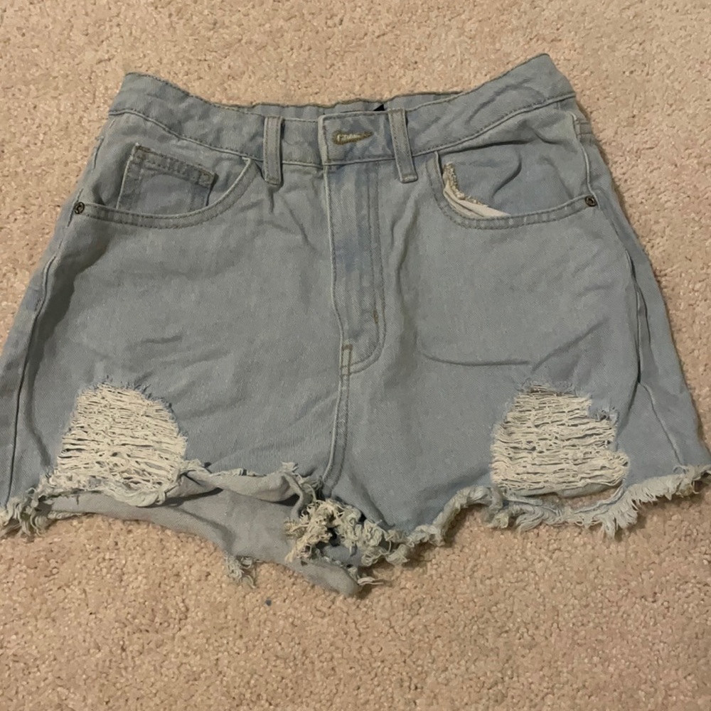 Cut mid rise shorts